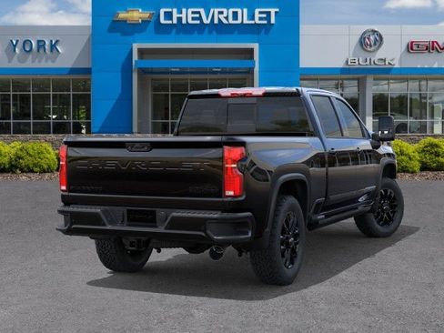 New 2026 Chevrolet Silverado 2500 High Country w/ Midnight Edition AWD/4WD image 4