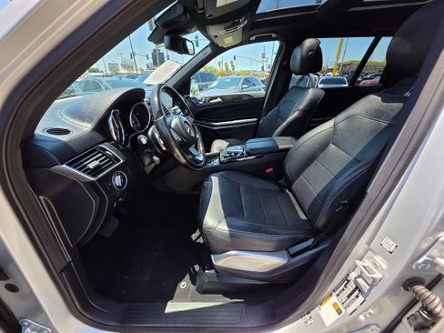Used 2017 Mercedes-Benz GLS 550 4MATIC image 19