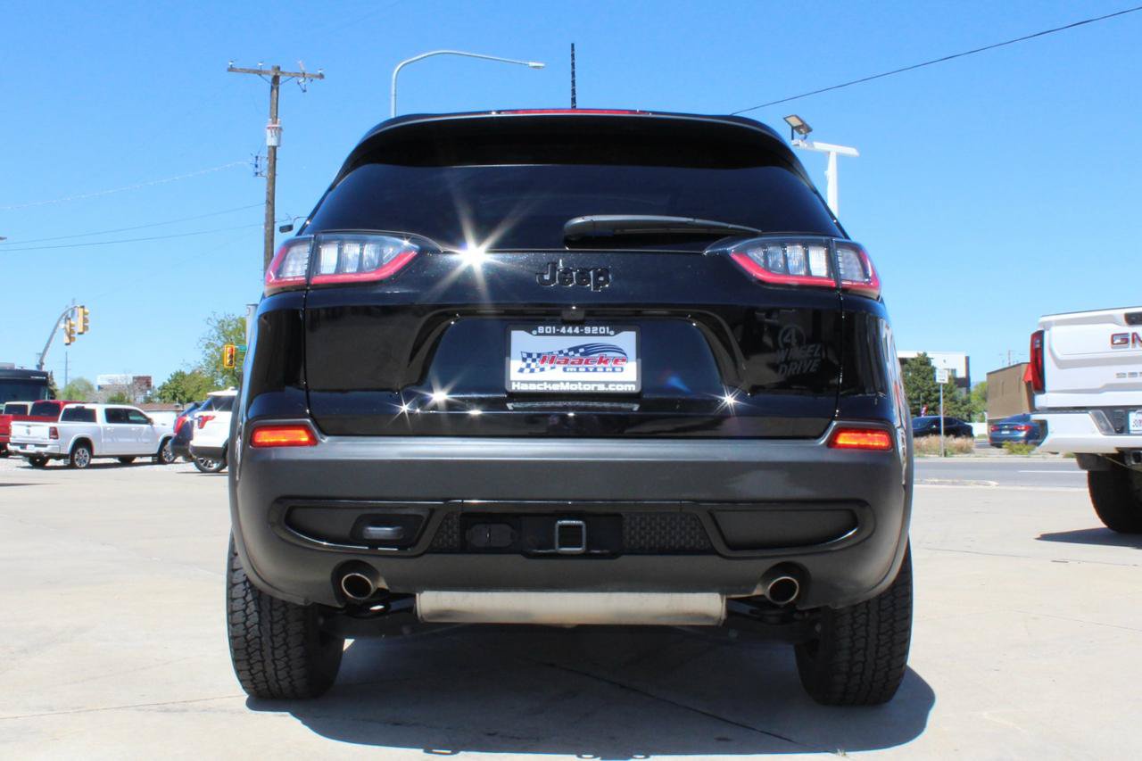 Used 2022 Jeep Cherokee Latitude w/ Sun & Sound Group AWD/4WD image 64