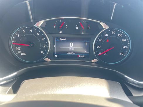 Used 2024 Chevrolet Equinox LS w/ LS Convenience Package FWD image 12