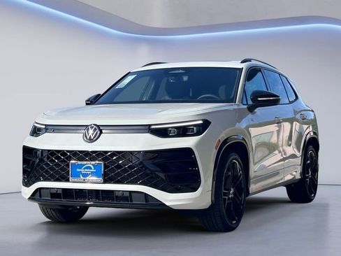New 2026 Volkswagen Tiguan SE R-Line FWD image 7