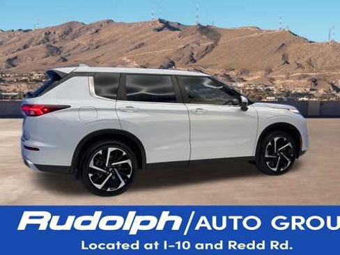 Used 2023 Mitsubishi Outlander SE image 6