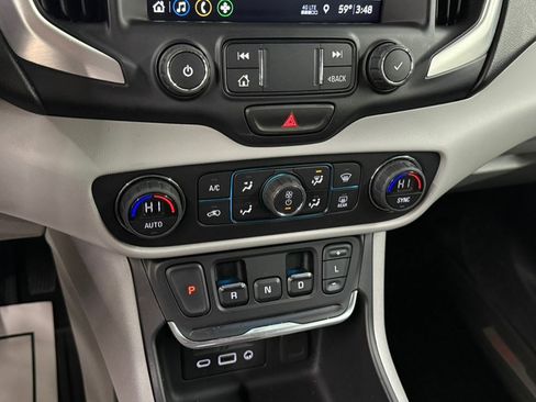 Used 2020 GMC Terrain SLT w/ Preferred Package AWD/4WD image 20