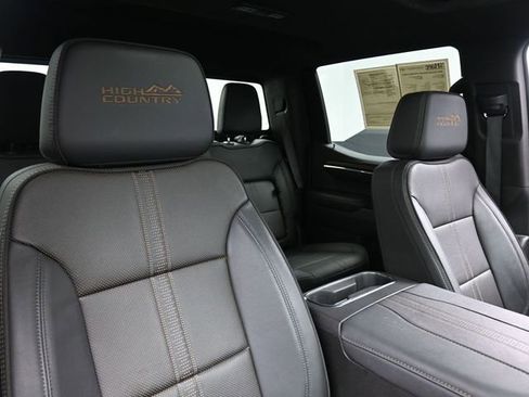 Used 2024 Chevrolet Silverado 1500 High Country w/ High Country Premium Package AWD/4WD image 27