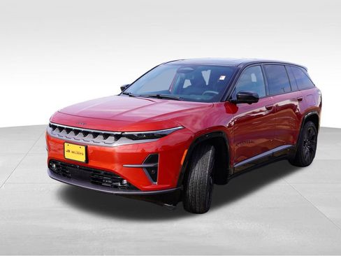 Used 2025 Jeep Wagoneer S Launch Edition image 11