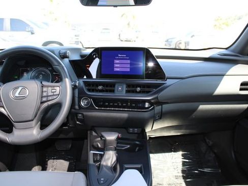 Certified 2023 Lexus UX 250h FWD image 10
