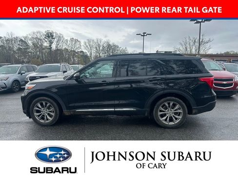 Used 2022 Ford Explorer XLT w/ Equipment Group 202A image 5