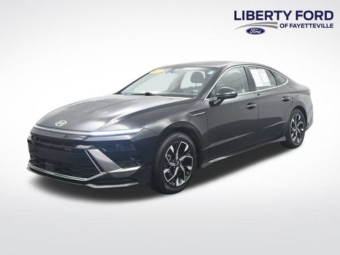 Used 2025 Hyundai Sonata SEL FWD image 1