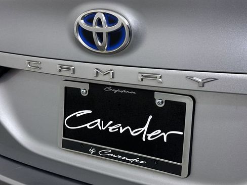 Used 2022 Toyota Camry LE image 32