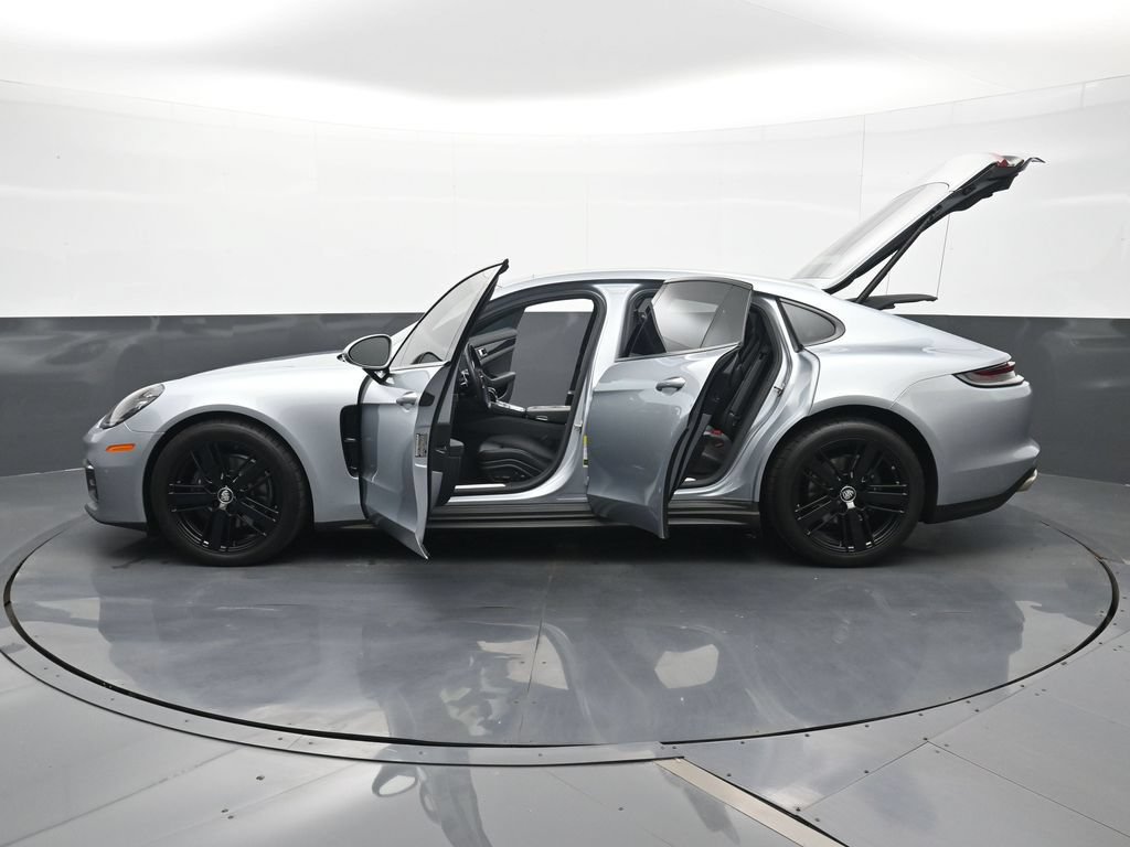 Certified 2023 Porsche Panamera 4 AWD/4WD image 29