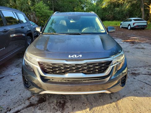 Used 2023 Kia Seltos S w/ Navigation Package AWD/4WD image 11