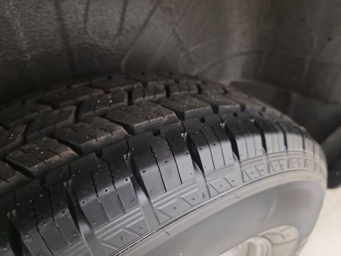 Used 2021 RAM ProMaster 2500 w/ Convenience Group image 11