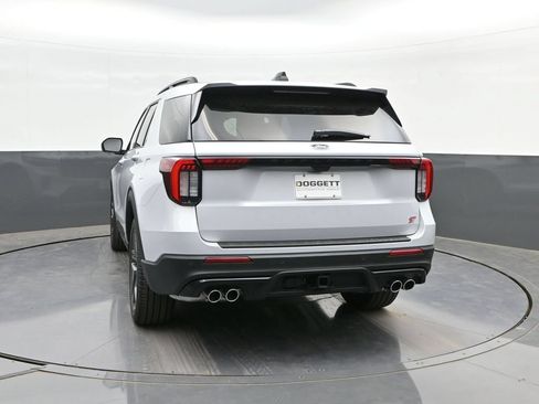 New 2026 Ford Explorer ST AWD/4WD image 8