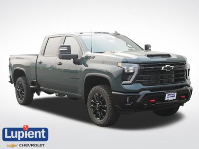 New 2026 Chevrolet Silverado 3500 LT w/ Trail Boss Package