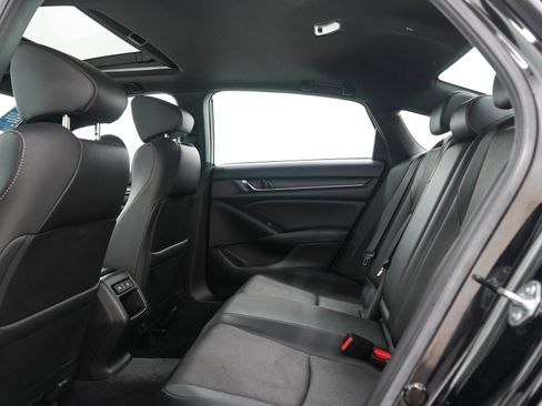 Used 2021 Honda Accord Sport image 13