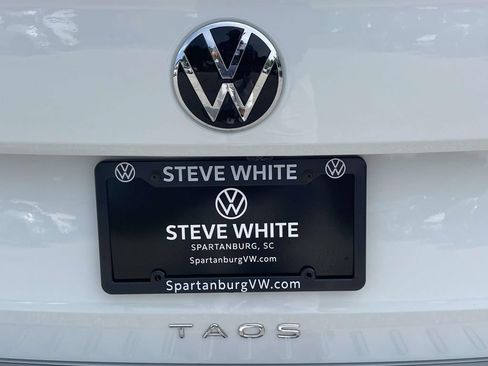 Certified 2023 Volkswagen Taos S FWD image 7
