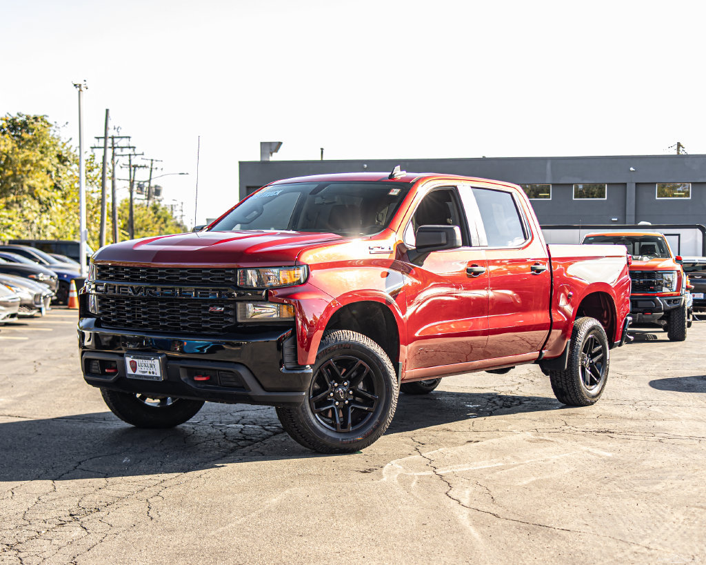 Used 2021 Chevrolet Silverado 1500 Custom Trail Boss w/ LPO, Dark Essentials Package AWD/4WD image 1