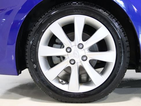 Used 2013 Hyundai Accent GLS w/ Premium Pkg FWD image 71