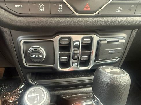 New 2025 Jeep Wrangler Unlimited Sport AWD/4WD image 23
