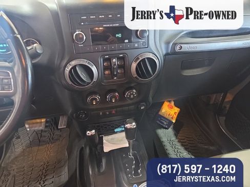Used 2018 Jeep Wrangler Unlimited Sport S AWD/4WD image 9