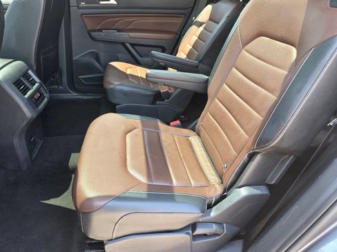 Used 2021 Volkswagen Atlas SEL Premium AWD/4WD image 24