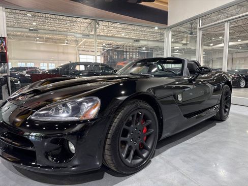 Used 2004 Dodge Viper SRT-10 RWD image 22