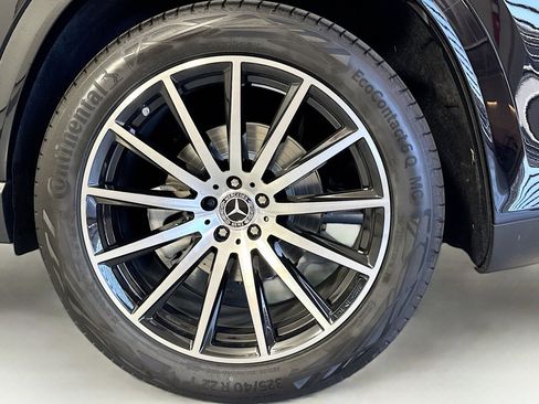 New 2025 Mercedes-Benz GLS 580 4MATIC image 30