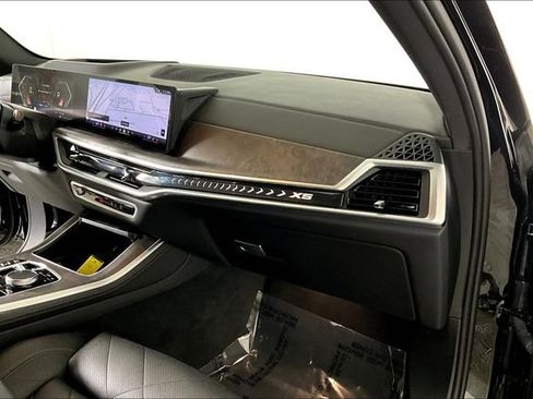 Used 2024 BMW X5 xDrive40i image 16