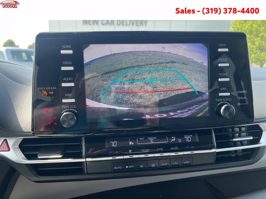 Certified 2021 Toyota Sienna LE FWD image 22
