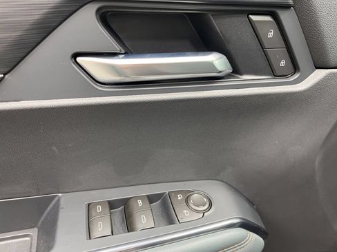 New 2026 GMC Acadia AT4 w/ Luxury Package AWD/4WD image 8