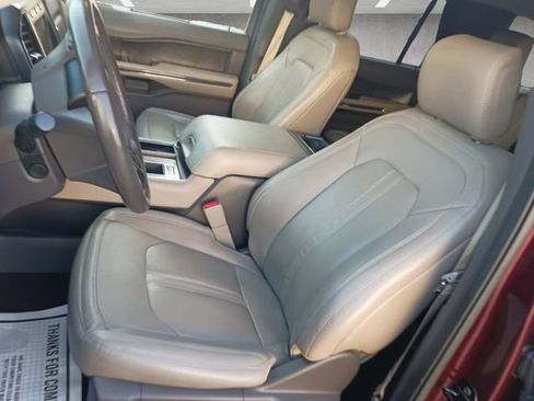 Used 2020 Ford Expedition Limited w/ Equipment Group 302A RWD image 19