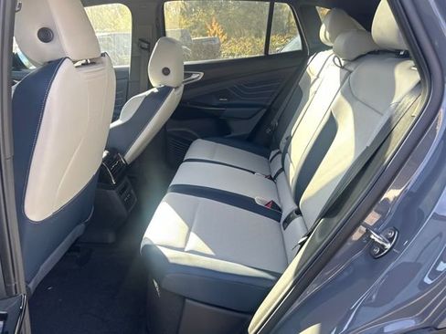 New 2025 Volkswagen ID.4 Pro S Plus image 14