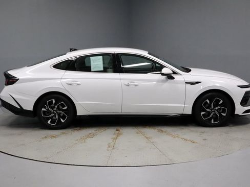 Certified 2025 Hyundai Sonata SEL FWD image 14