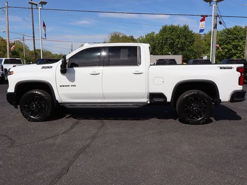 Used 2025 Chevrolet Silverado 2500 LTZ w/ LTZ Plus Package AWD/4WD image 27