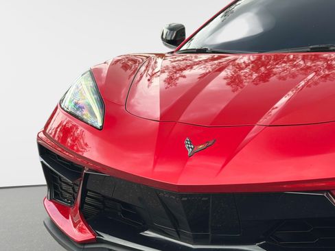 Used 2024 Chevrolet Corvette Stingray Coupe w/ Z51 Performance Package RWD image 11