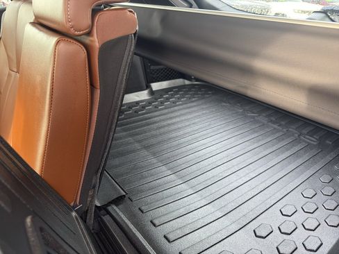 Used 2025 Subaru Outback Touring image 36