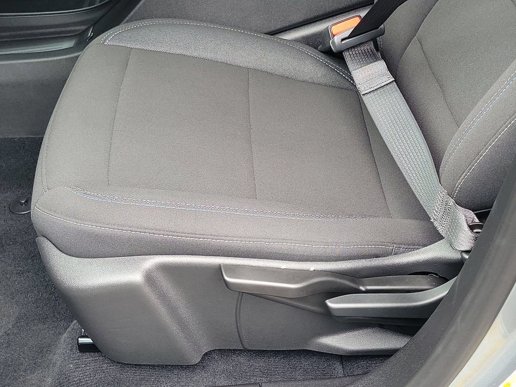 Used 2026 Chevrolet Equinox EV LT FWD image 15