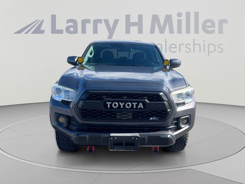 Used 2018 Toyota Tacoma SR w/ SR Convenience Package RWD image 8