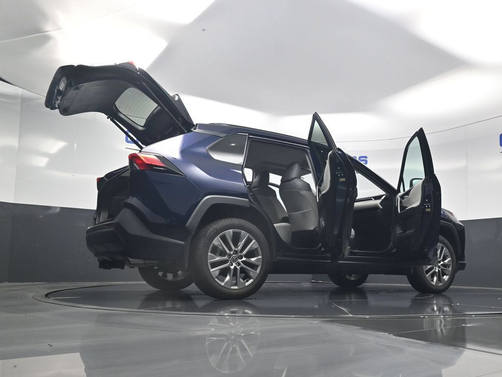 Used 2023 Toyota RAV4 XLE Premium AWD/4WD image 61