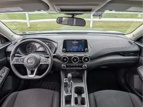 Used 2023 Nissan Sentra SV FWD image 28