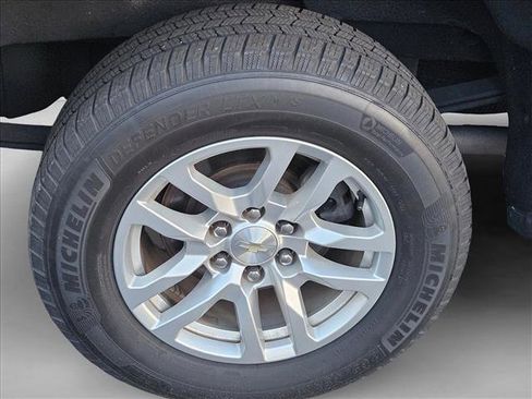 Used 2021 Chevrolet Silverado 1500 LT image 4