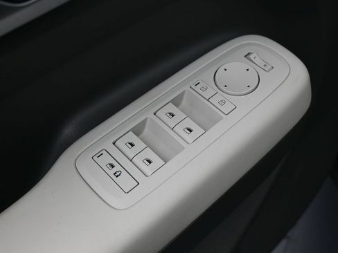 Used 2024 Hyundai Santa Fe SE FWD image 13