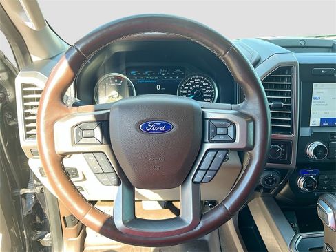 Used 2019 Ford F150 Limited w/ Trailer Tow Package image 11