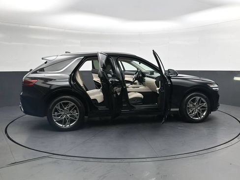 Used 2024 Genesis GV70 2.5T AWD/4WD image 41