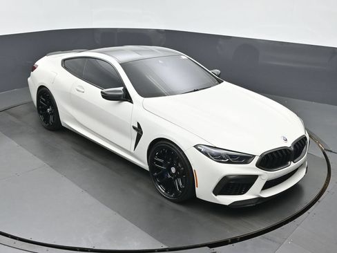 Used 2023 BMW M8 Competition w/ M Carbon Exterior Package AWD/4WD image 32