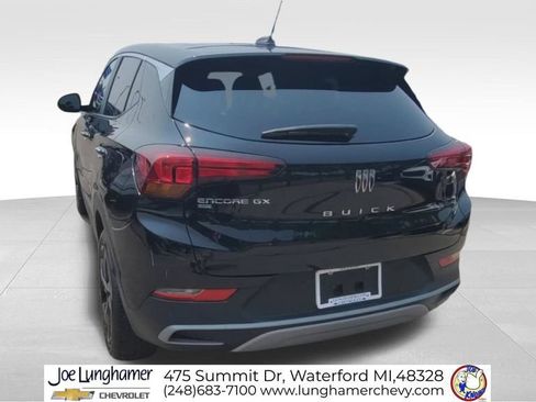 Certified 2024 Buick Encore GX Preferred w/ Comfort Package AWD/4WD image 8
