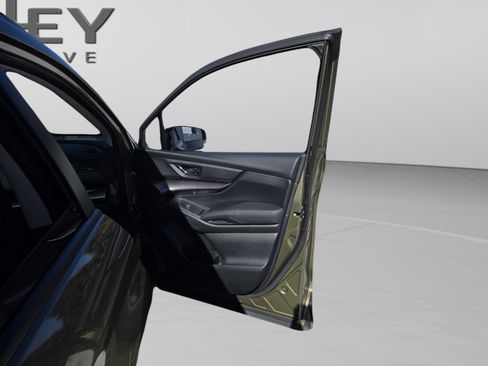 Used 2022 Subaru Ascent Onyx Edition image 24
