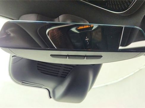 Used 2024 Mercedes-Benz GLC 300 4MATIC w/ AMG Line image 54