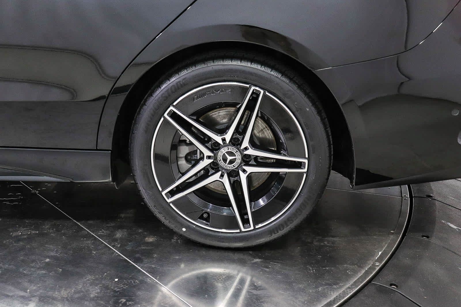 Used 2024 Mercedes-Benz C 300 Sedan image 10