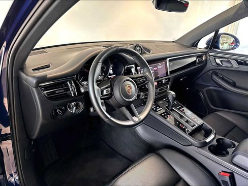 Used 2026 Porsche Macan GTS AWD/4WD image 7